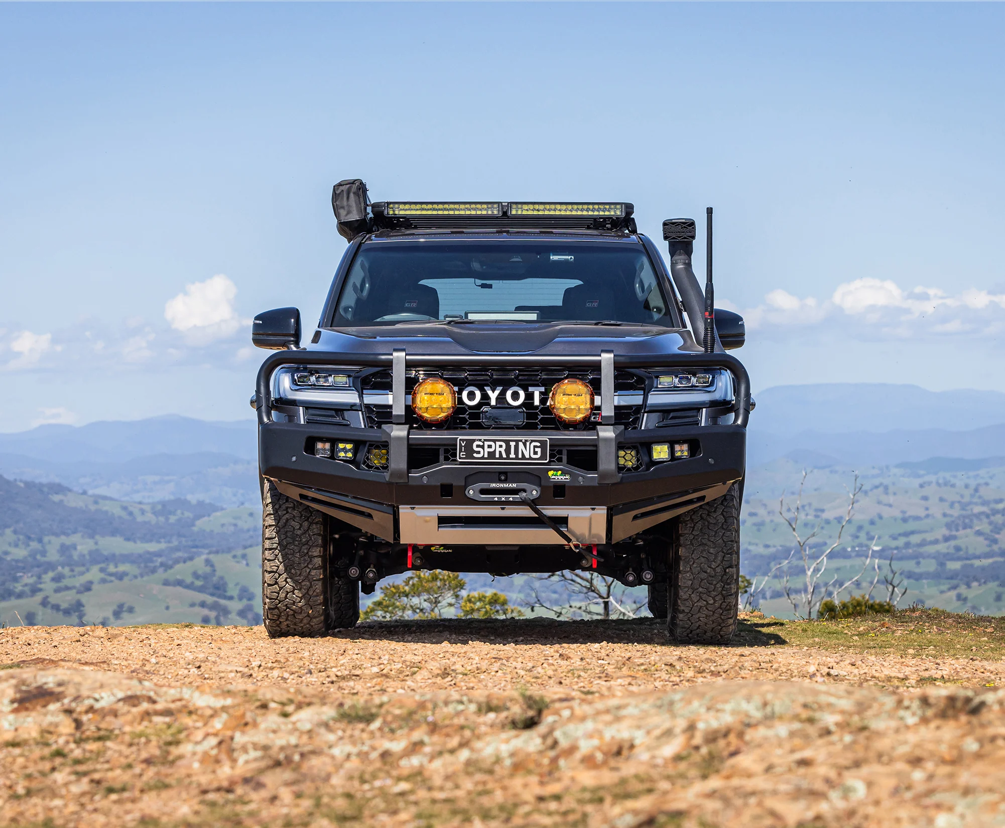 APEX Bull Bar & Lights Kit - Image 2