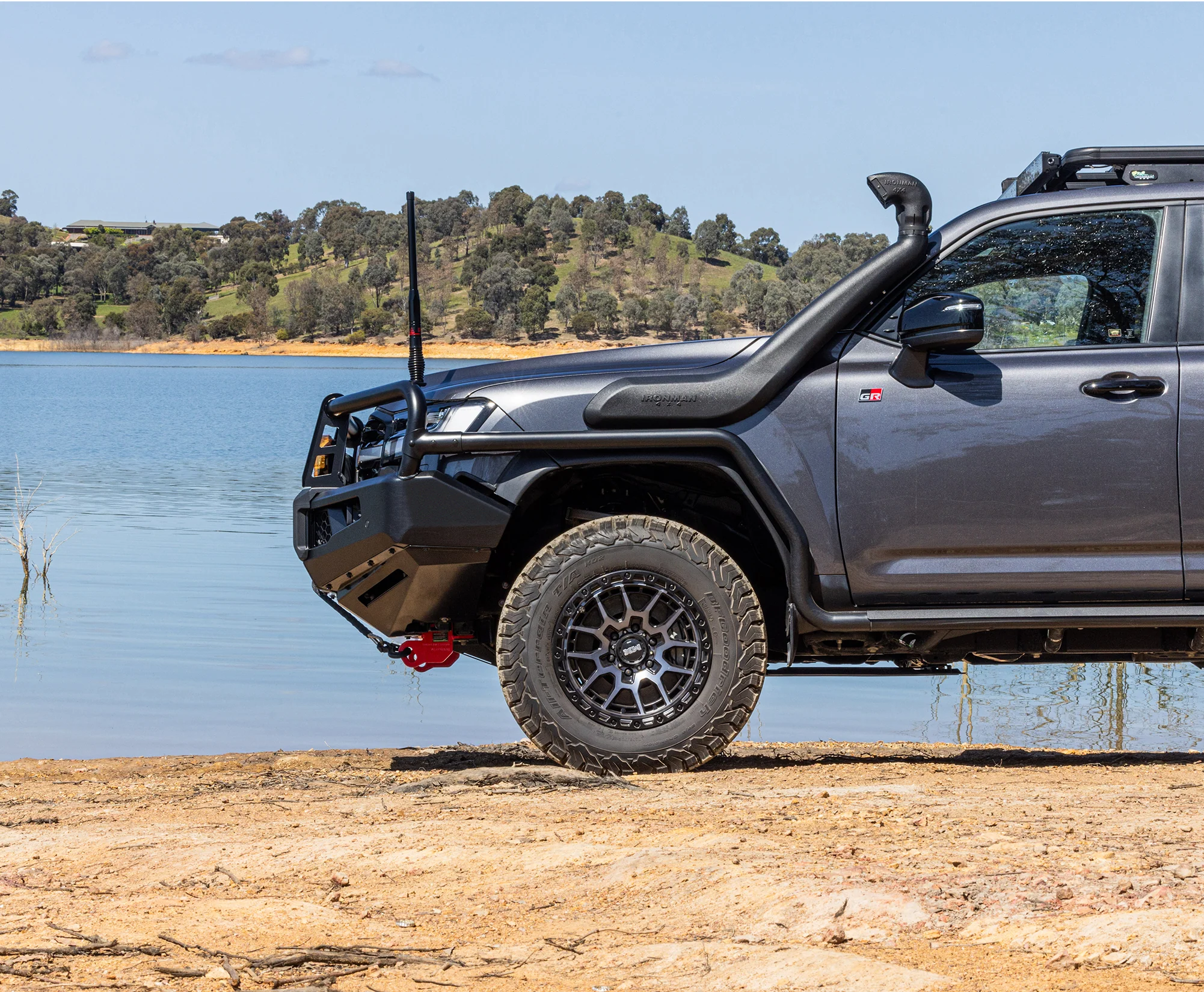 APEX Bull Bar & Lights Kit - Image 3