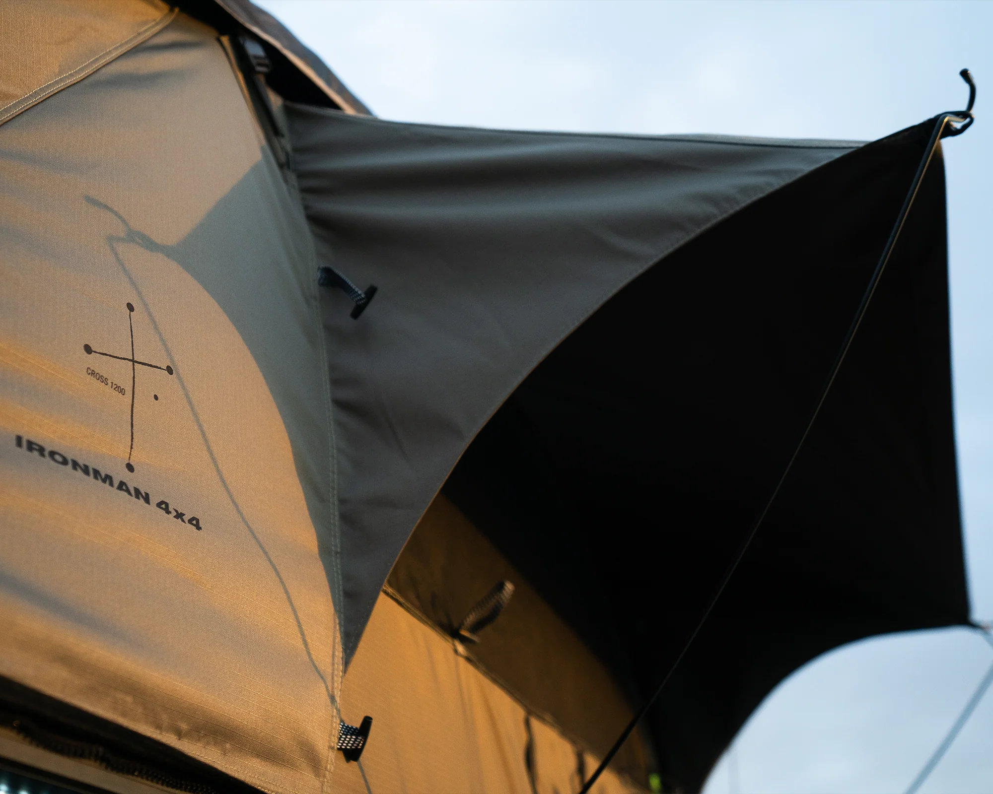 Cross 1200 MK2 - Soft Shell Rooftop Tent - Image 14