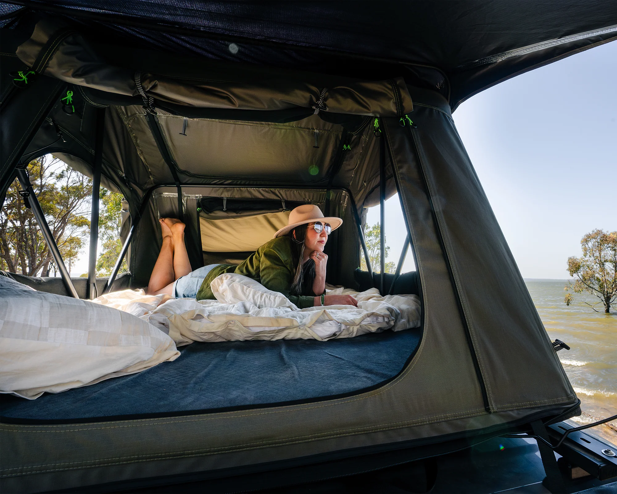 Cross 1200 MK2 - Soft Shell Rooftop Tent - Image 8