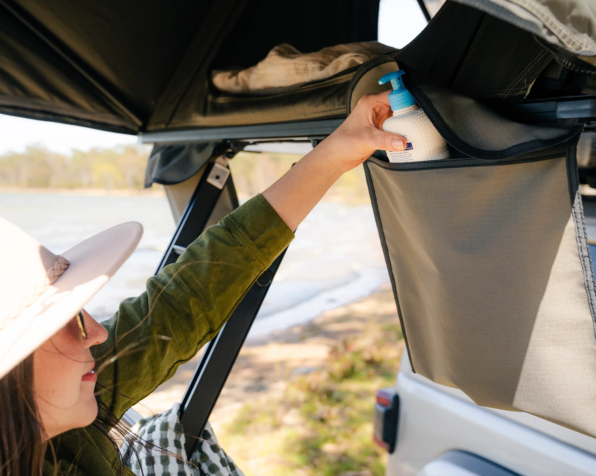 Cross 1200 MK2 - Soft Shell Rooftop Tent - Image 9