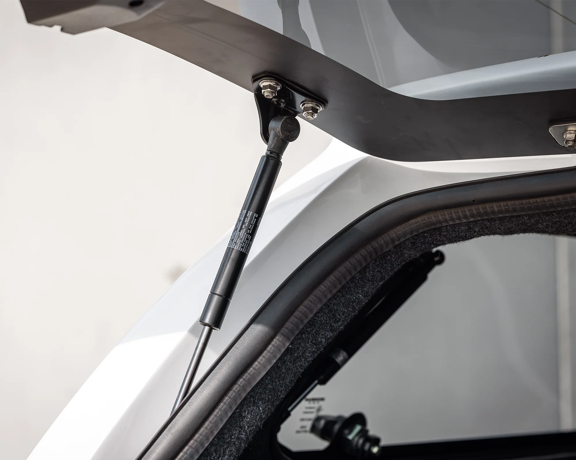 Pinnacle 2 Fibreglass Canopy (White Pearl) - Image 5