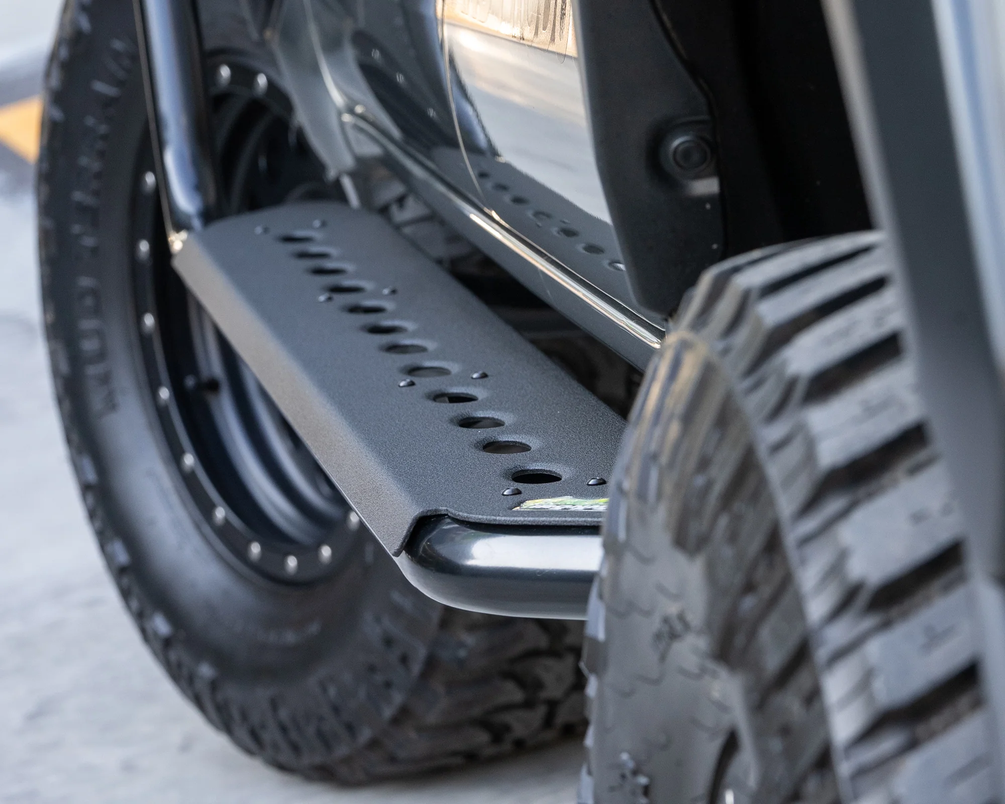 Premium Side Steps